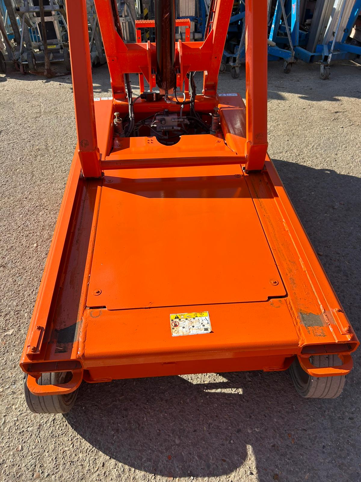 2020 Skyjack SJ4732 Electric Scissor Lift Access Platform Boom Lift (Genie,JLG)