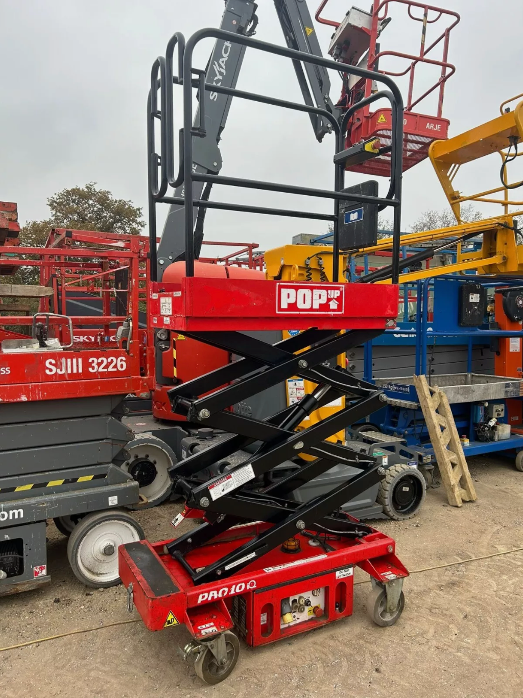 Pop-Up PRO 10 Scissor lift 5.0m WH (Genie,Skyjack , JLG)