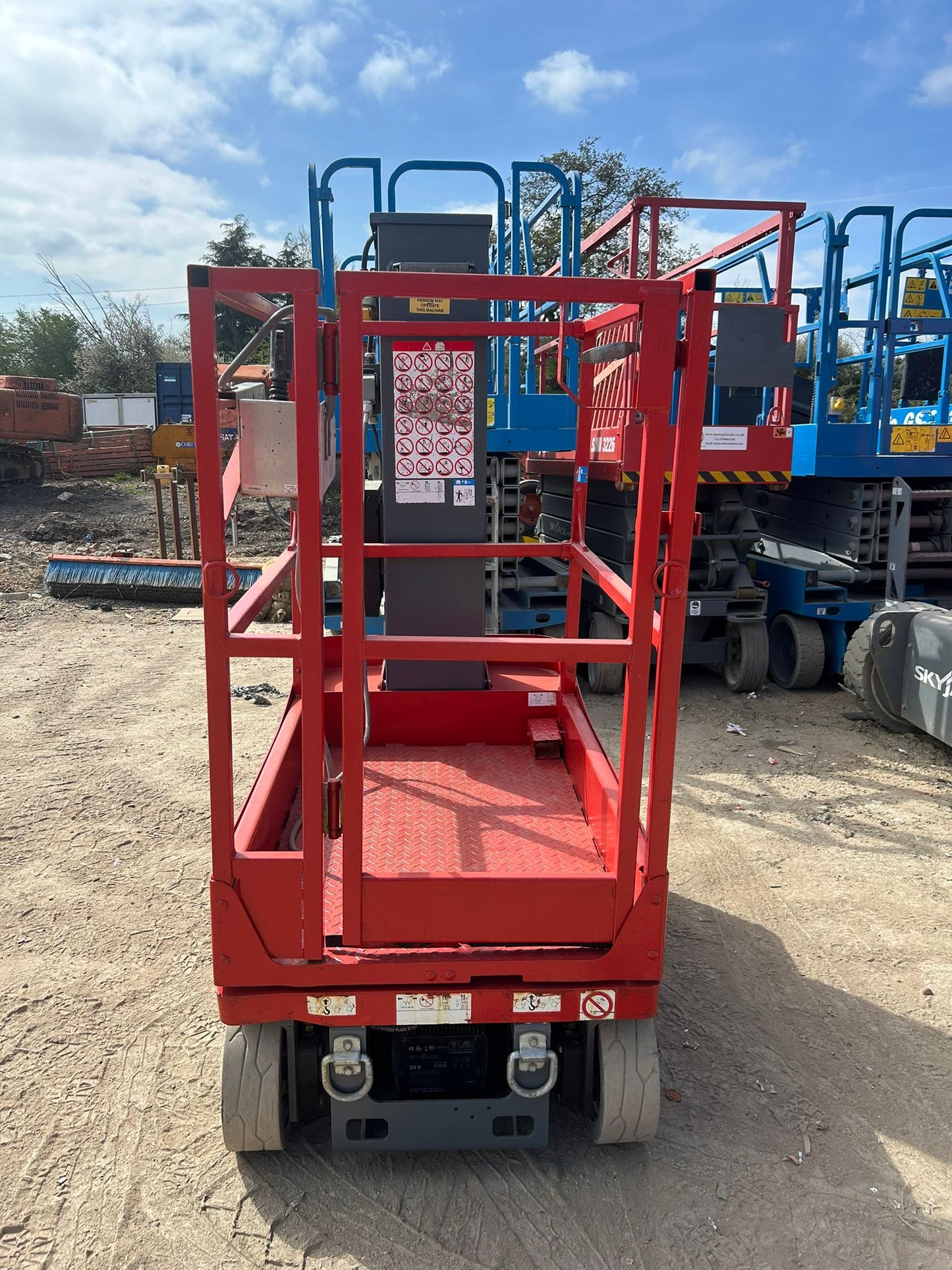 2014 SKYJACK SJ16 Runabout Personnel Lift Scissor Lift Access Platform Genie