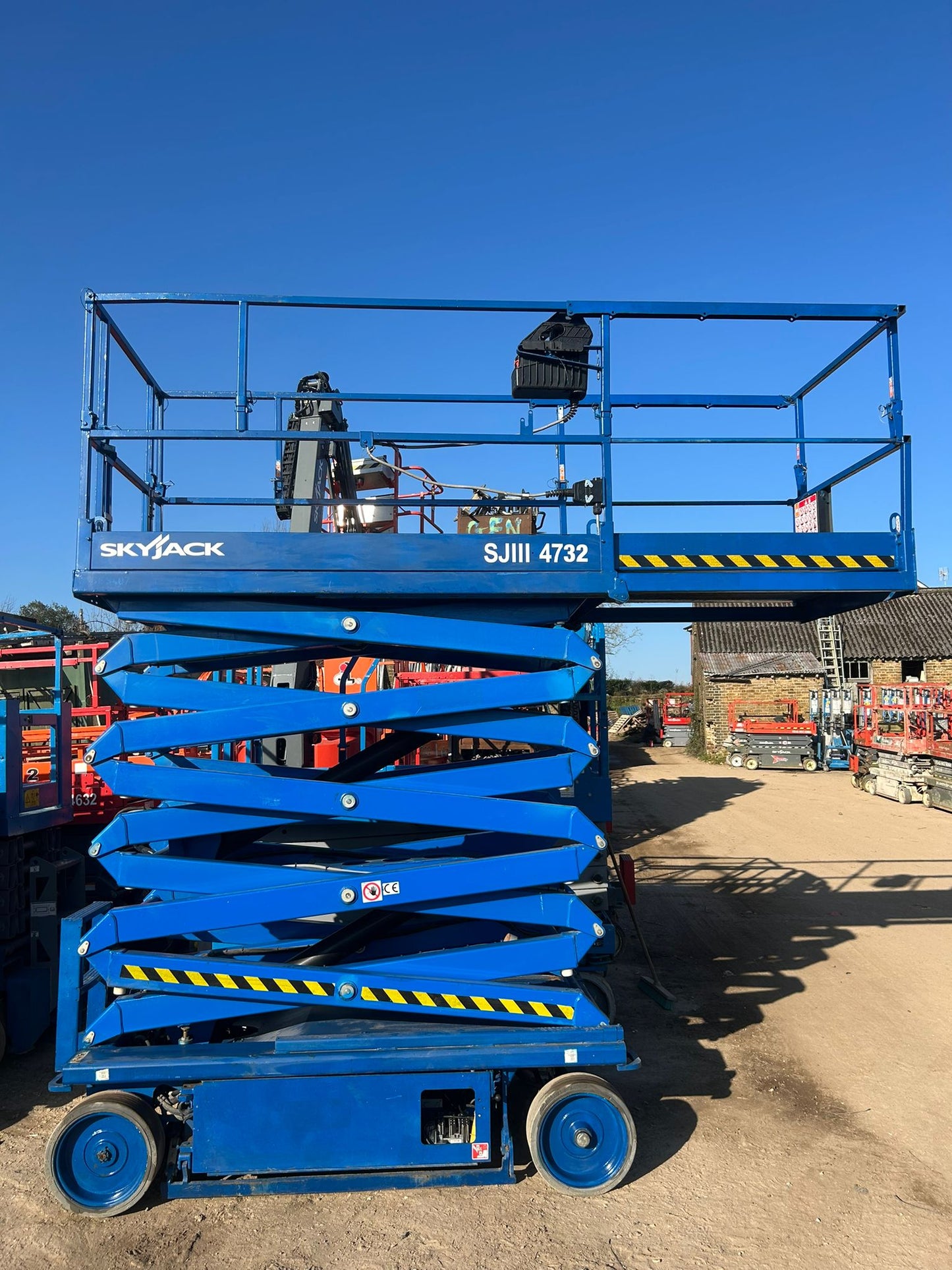 2020 Skyjack SJ4732 Electric Scissor Lift Access Platform Boom Lift (Genie,JLG)