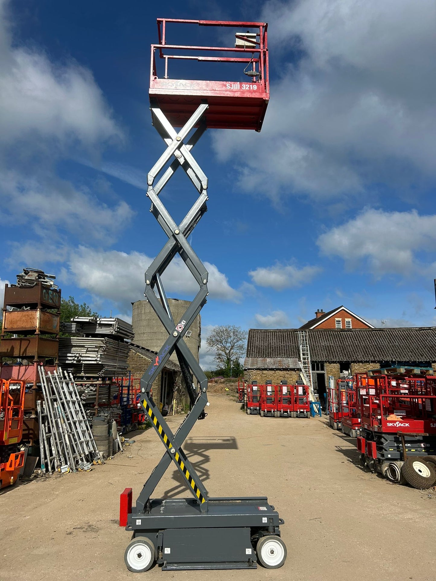 2020 Skyjack SJ3219 Scissor lift Access Platform MEWP (Genie,JLG)