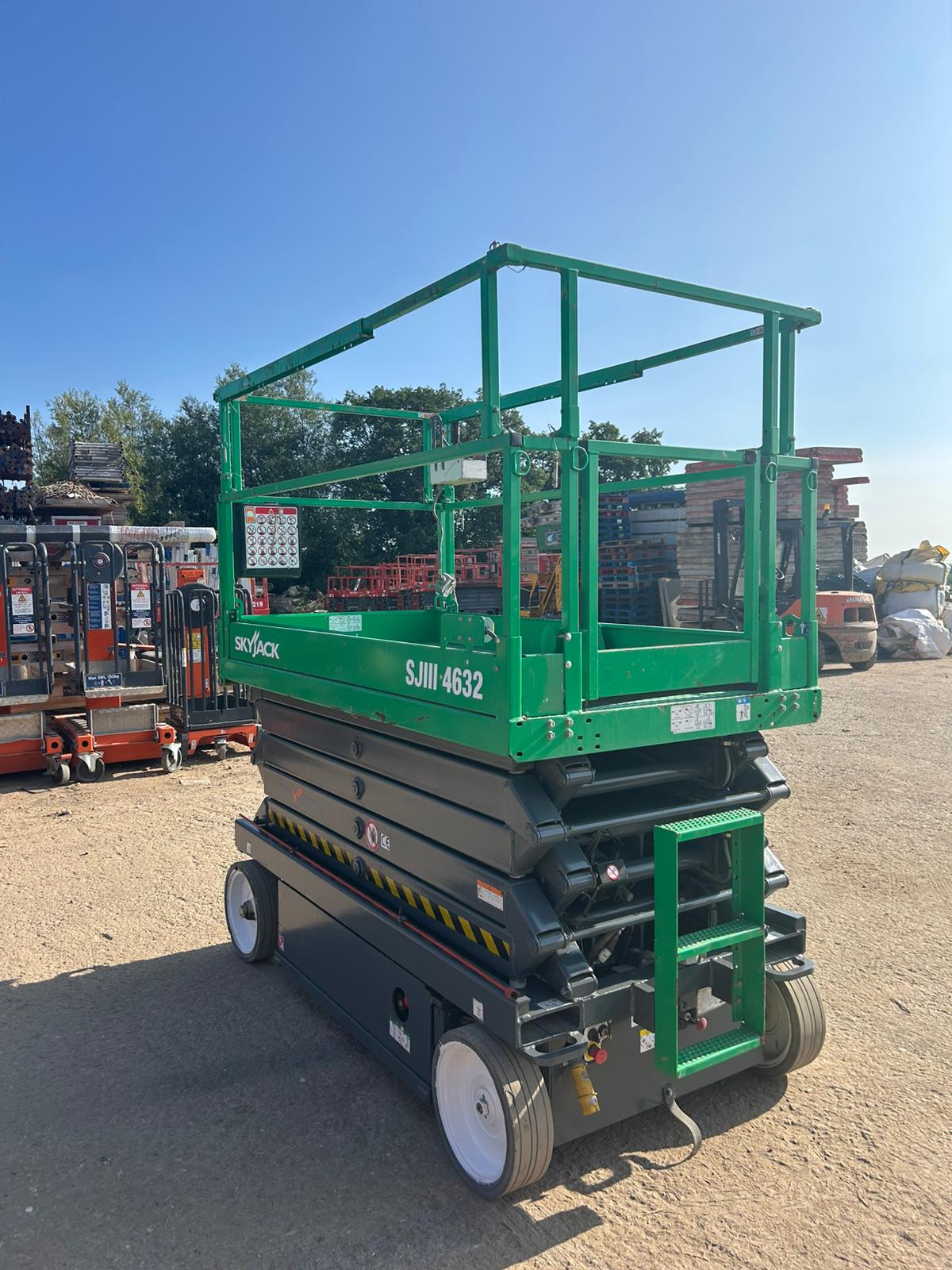 2018,12m Skyjack SJ4632 Scissor Lift Access Platform MEWP Cherry Picker ( Genie)