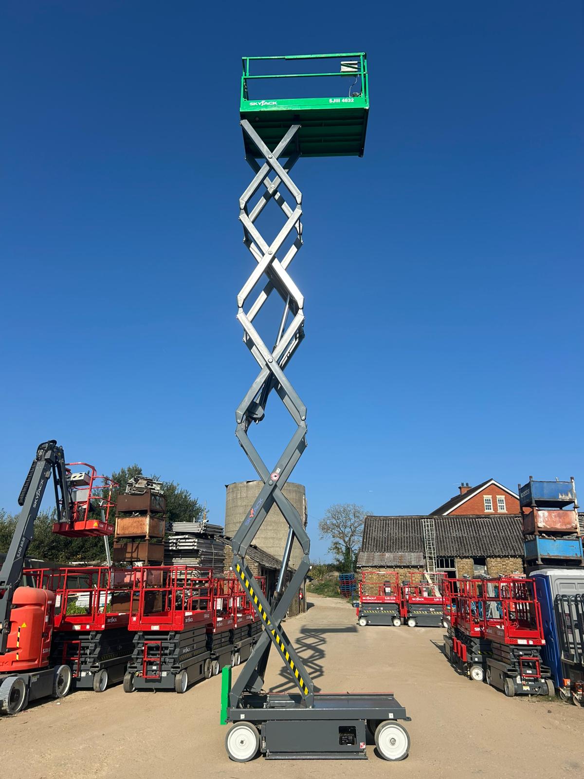 2018,12m Skyjack SJ4632 Scissor Lift Access Platform MEWP Cherry Picker ( Genie)
