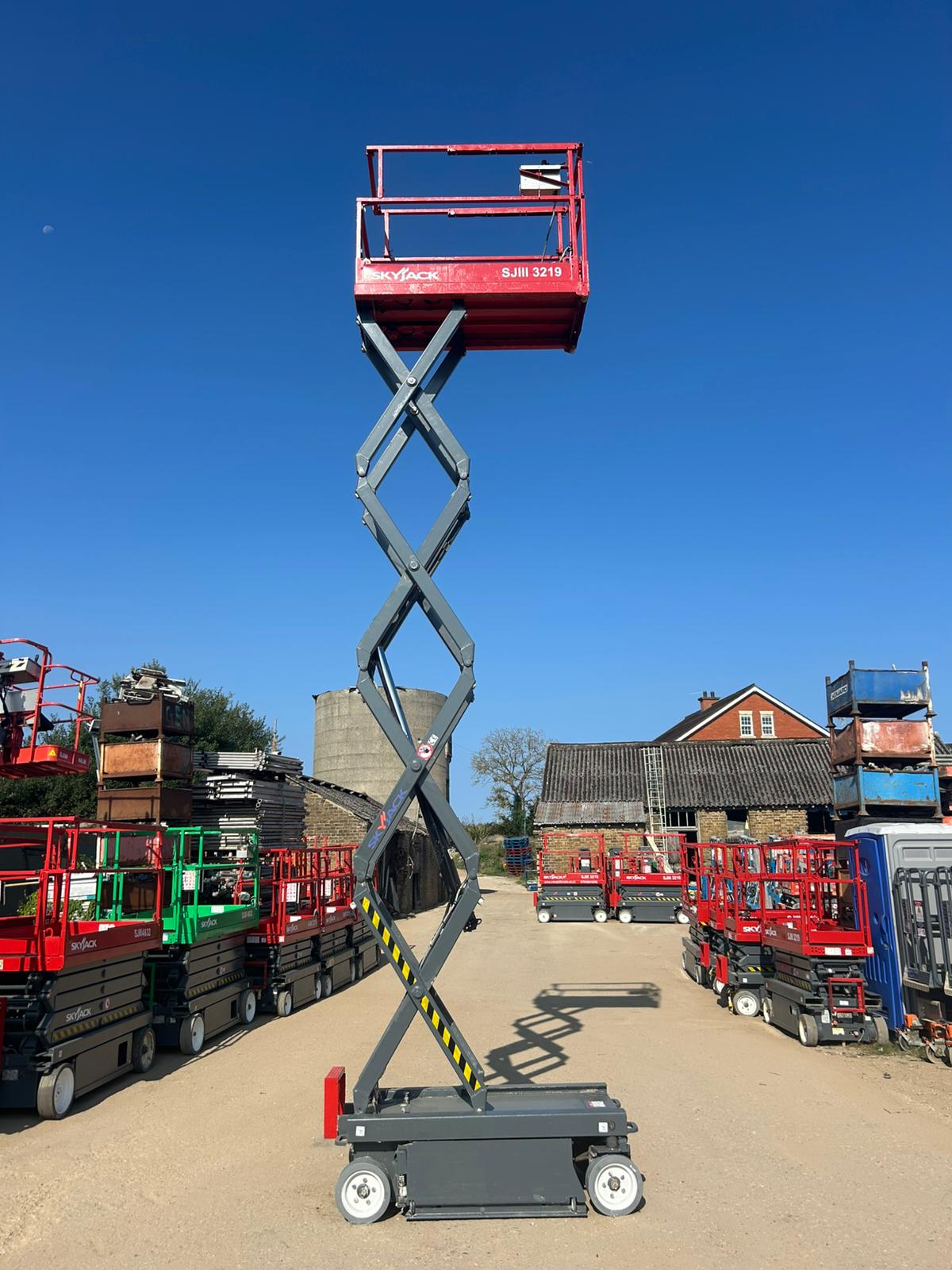 2018 Skyjack SJ3219 7.8m Scissor Lift Access Platform ( Genie, JLG) MEWP