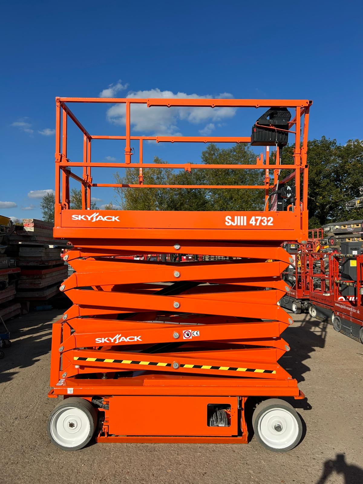 2020 Skyjack SJ4732 Electric Scissor Lift Access Platform Boom Lift (Genie,JLG)
