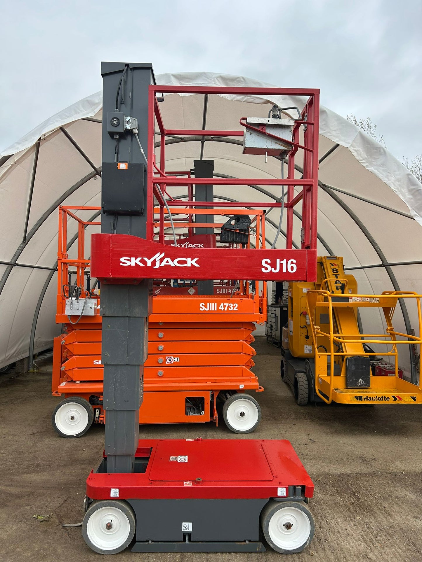 2019 SKYJACK SJ16 Runabout Personel Scissor Lift Access Platform Genie, Skyjack