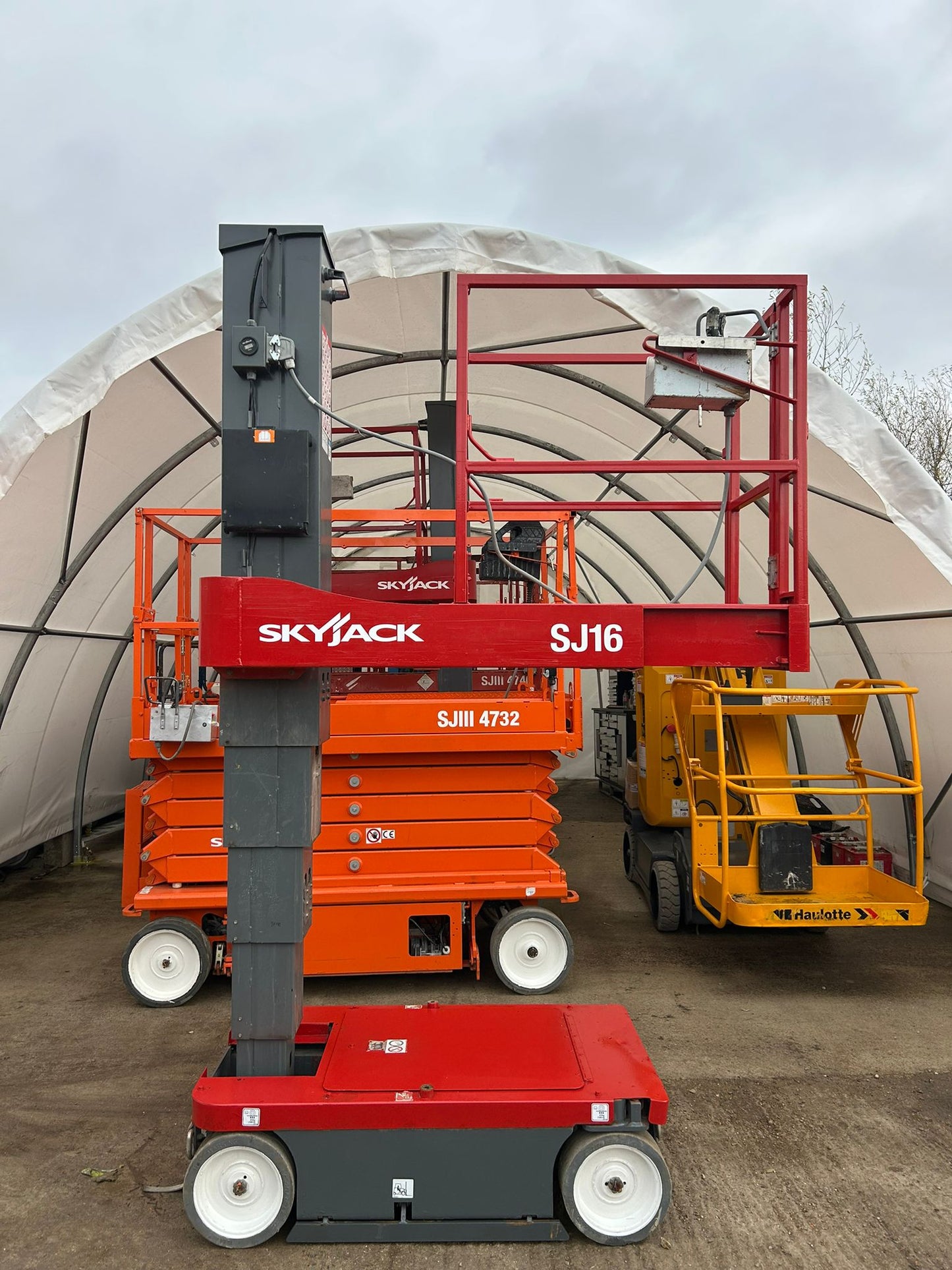 2019 SKYJACK SJ16 Runabout Personel Scissor Lift Access Platform Genie, Skyjack