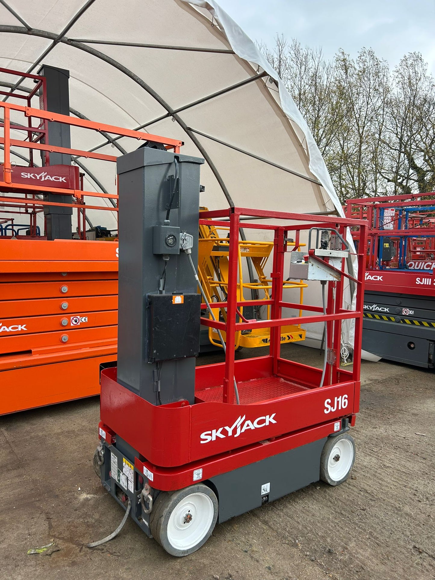 2019 SKYJACK SJ16 Runabout Personel Scissor Lift Access Platform Genie, Skyjack