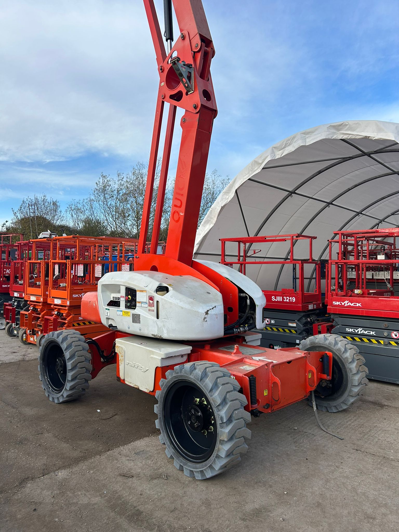 Nifty HR21 Hybrid Boom lift, Cherry picker, Scissor lift, Skyjack