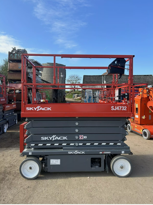 Skyjack SJ4732 Electric Scissor Lift Access Platform Boom Lift (Genie,JLG, JCB)