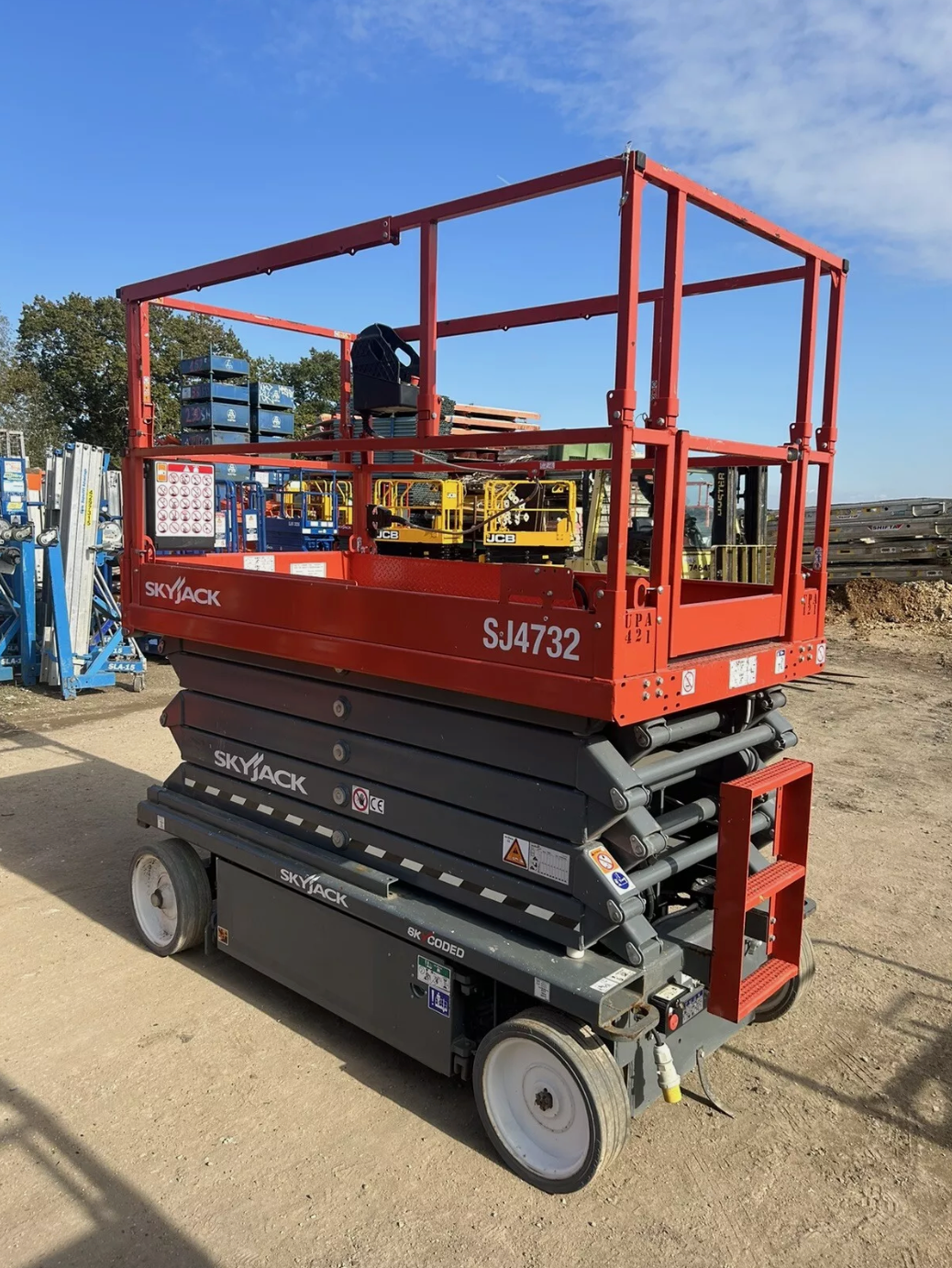 Skyjack SJ4732 Electric Scissor Lift Access Platform Boom Lift (Genie,JLG, JCB)