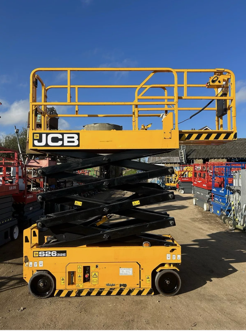 JCB SE2632E Electric Scissor Lift Access Platform Cheery Picker (Genie,Skyjack)