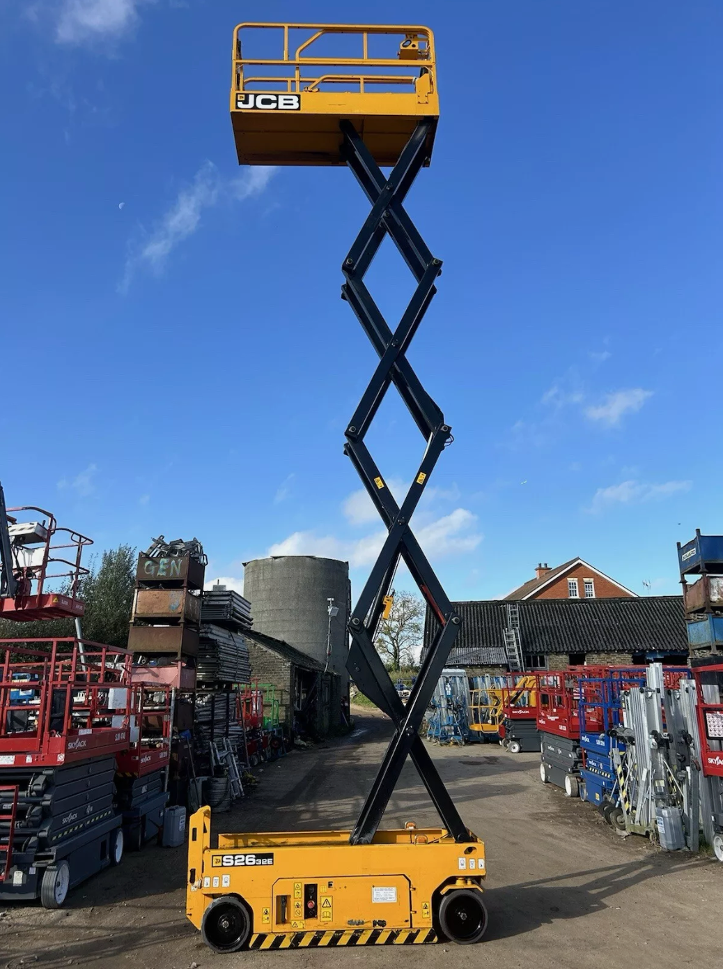 JCB SE2632E Electric Scissor Lift Access Platform Cheery Picker (Genie,Skyjack)