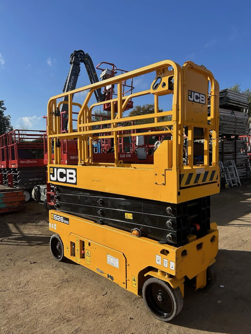 JCB SE2632E Electric Scissor Lift Access Platform Cheery Picker (Genie,Skyjack)
