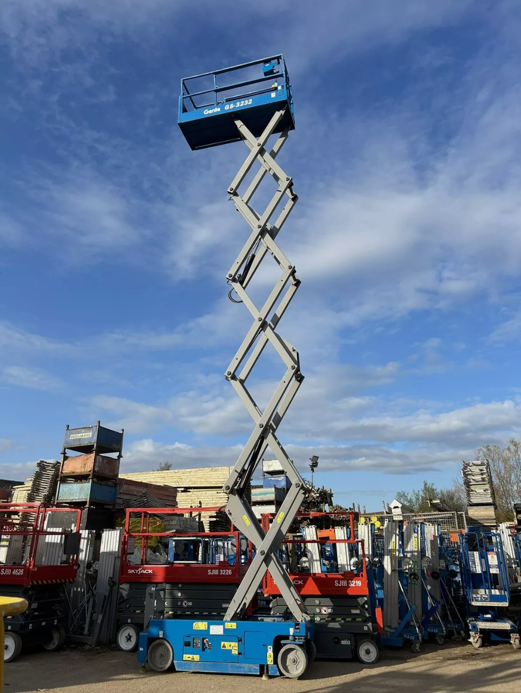 Genie GS 3232 E-DRIVE Electric Scissor Lift,Access Platform (Skyjack, JCB,JLG)
