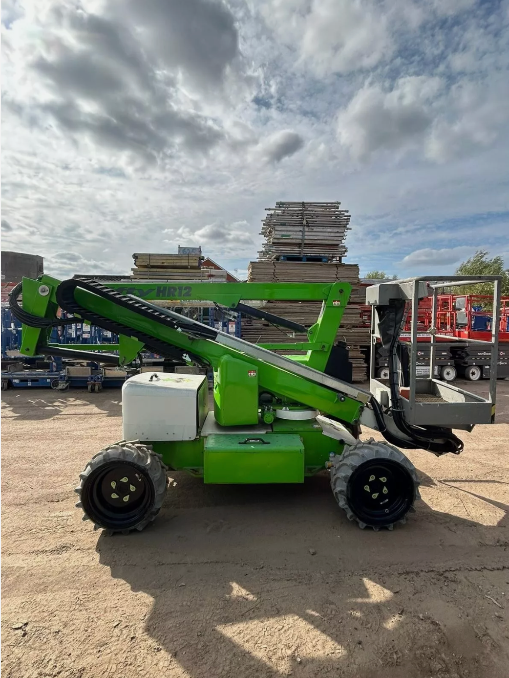 2019 NIFTY HR12DE 4x4 Diesel/Battery Articulated Boom Lift Cherry Picker Scissor