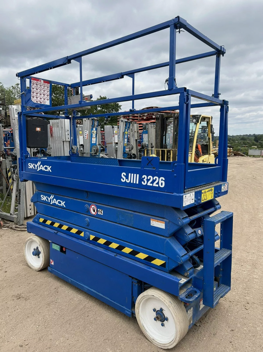 Skyjack SJ3226 BRAND NEW BATTERIES Scissor Lift Access Platform MEWP (Genie,JLG)