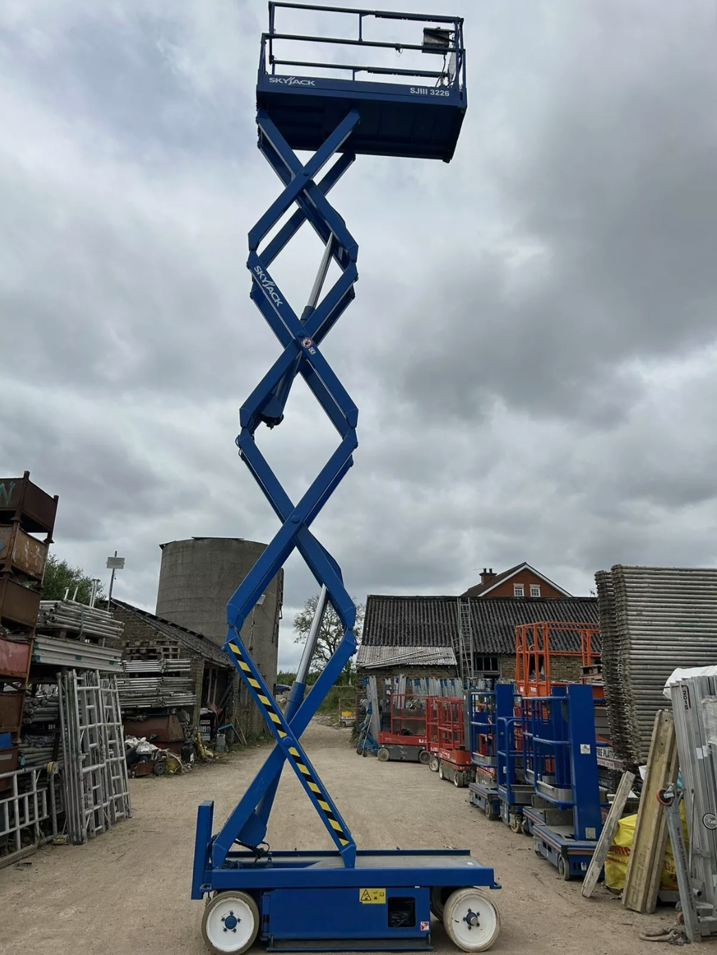 Skyjack SJ3226 BRAND NEW BATTERIES Scissor Lift Access Platform MEWP (Genie,JLG)