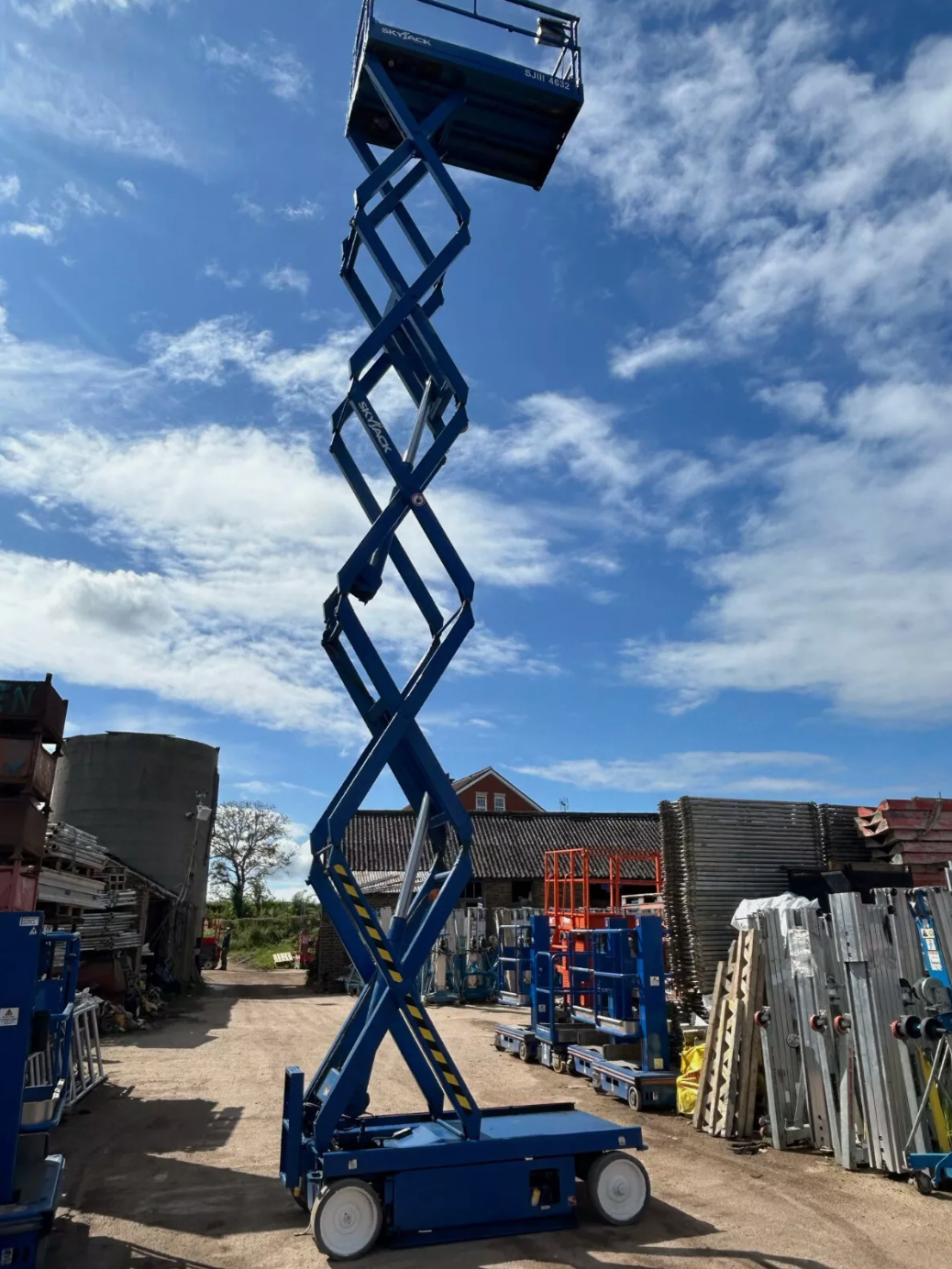 Skyjack SJ4632 Scissor Lift 12m WH Access Platform MEWP (Genie, JLG,JCB)