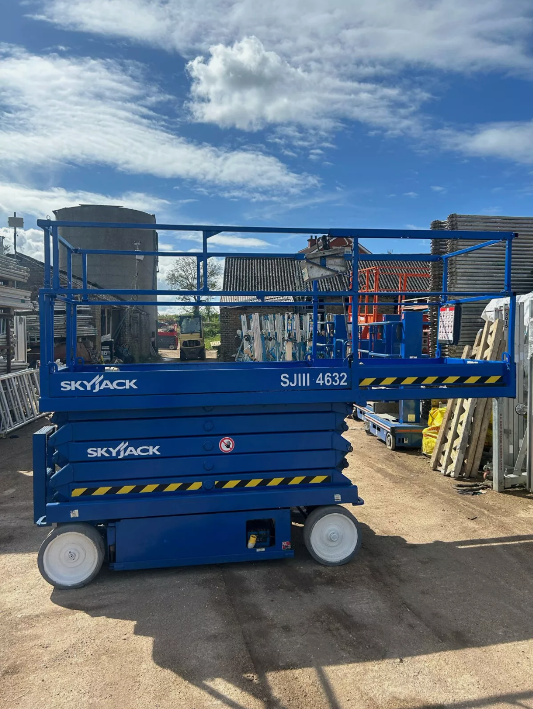 Skyjack SJ4632 Scissor Lift 12m WH Access Platform MEWP (Genie, JLG,JCB)