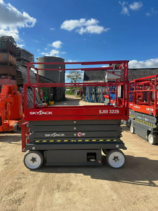2016 Skyjack SJ3226 Scissor Lift Access Platform (Genie, JLG, MEWP)