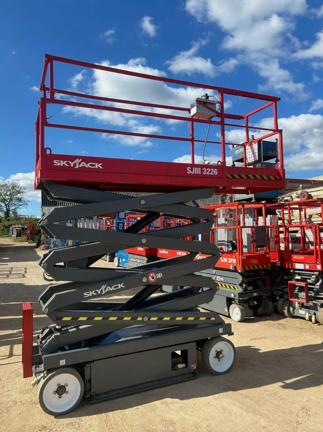2016 Skyjack SJ3226 Scissor Lift Access Platform (Genie, JLG, MEWP)