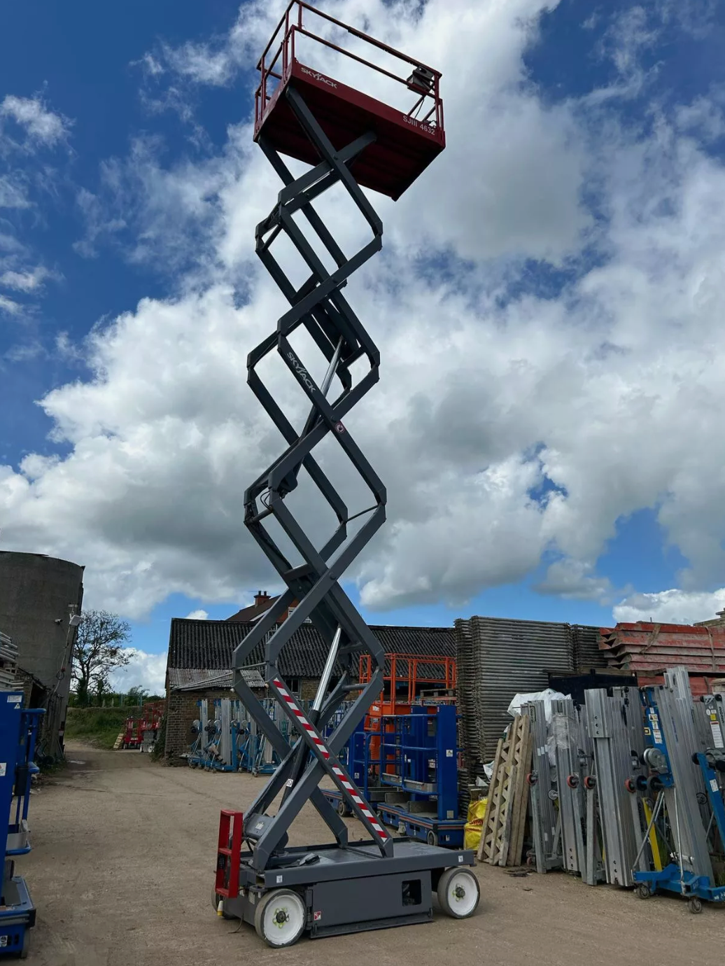 12m Skyjack SJ4632 Scissor Lift Access Platform MEWP (Genie, JLG, JCB)
