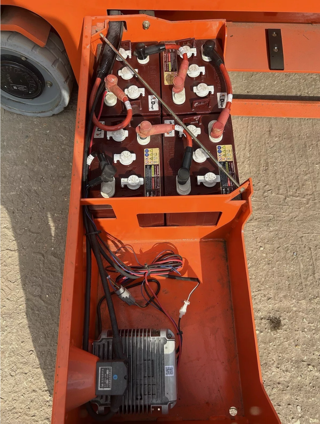 12m Dingli JCPT1212DC Electric Scissor Lift Access Platform MEWP (Genie, Skyjack)