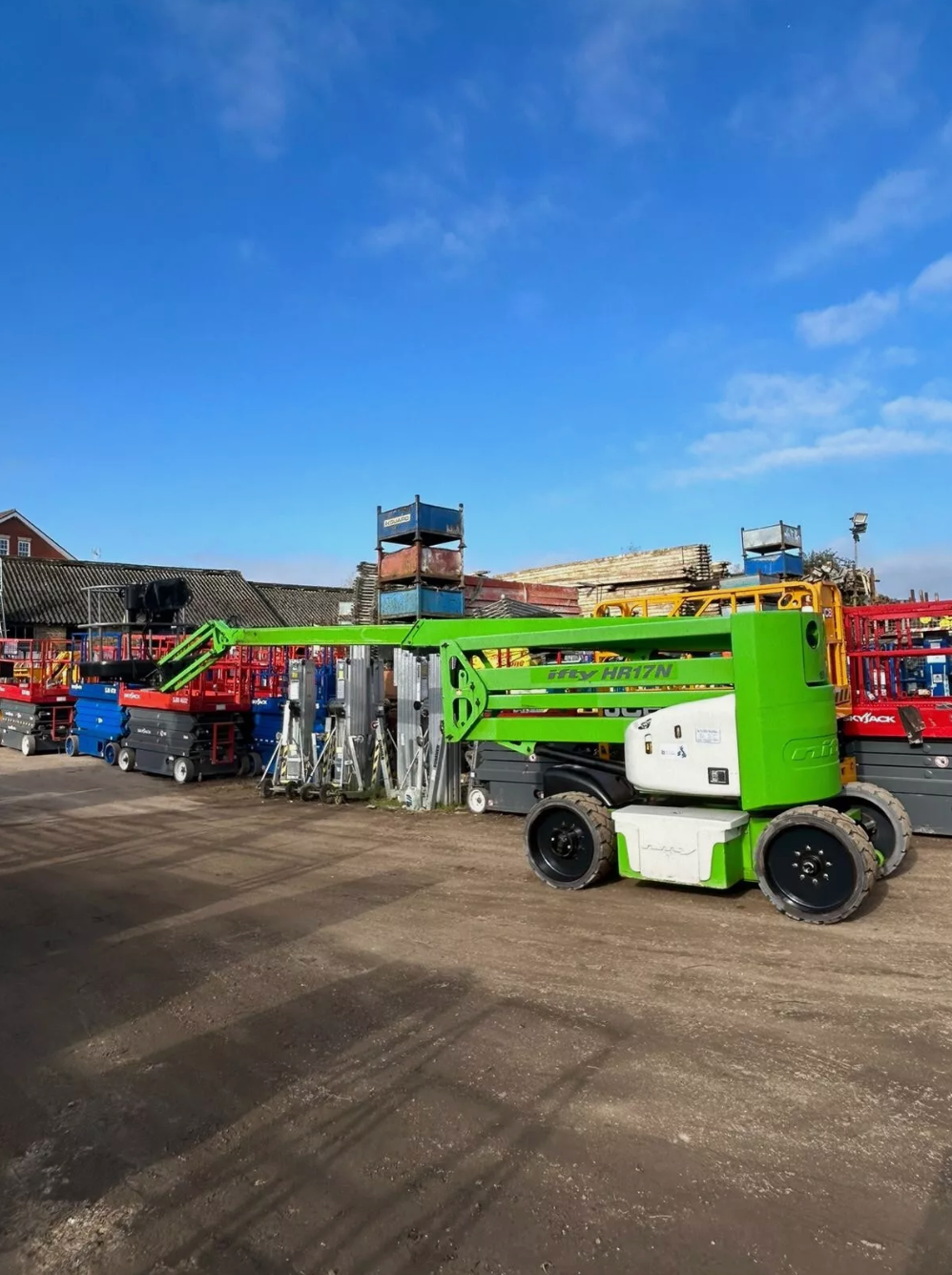2016 17.2m NIFTY HR17 N Battery Articulated Cherry Picker