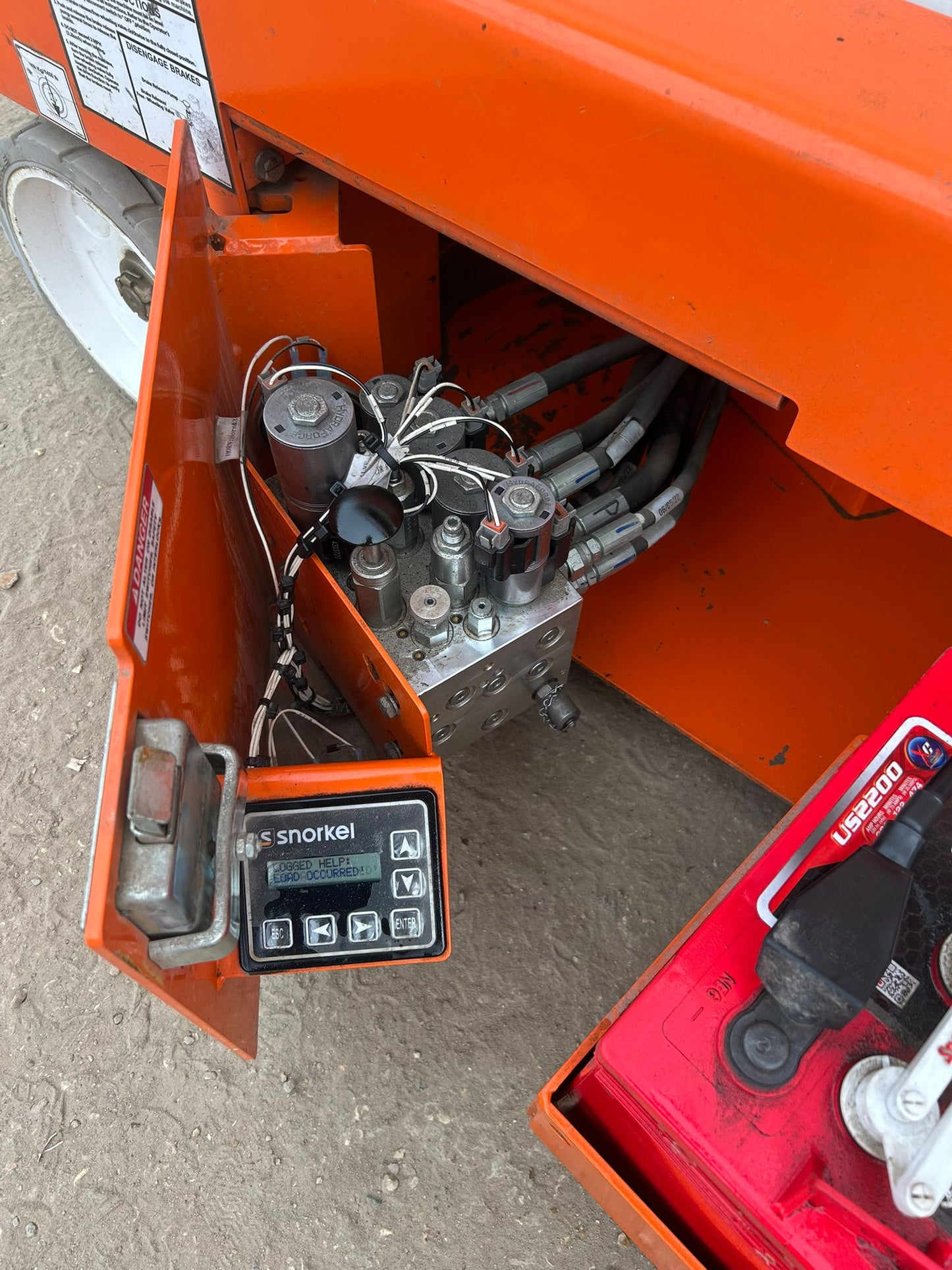 Snorkel Scissor Lift S3219E