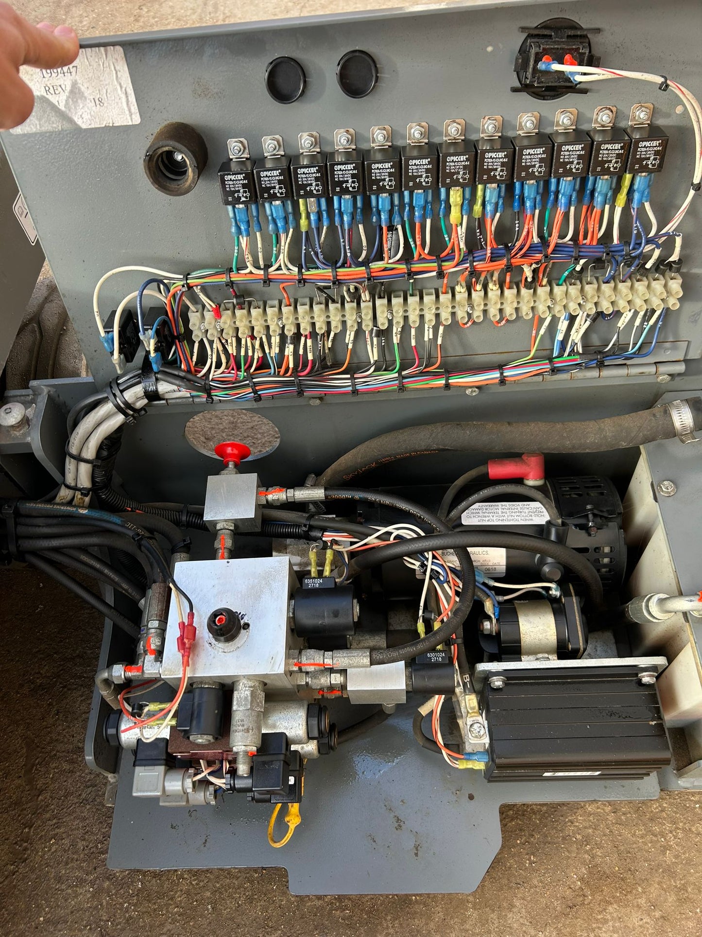 2019 Skyjack SJ3219 Scissor Lift Access Platform