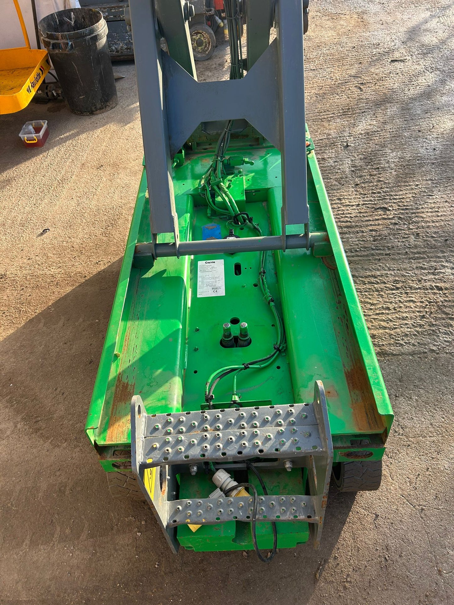 2016 Genie 1932 Scissor Lift