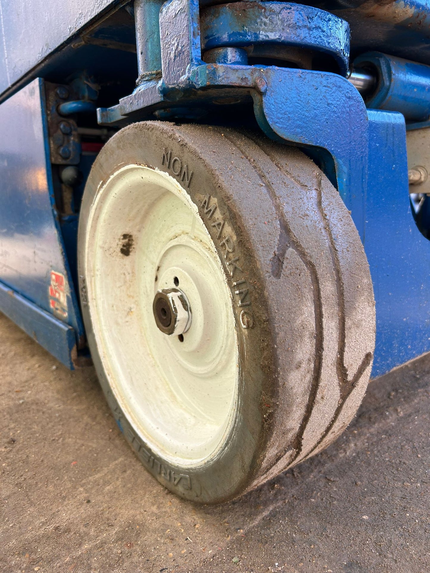 2015 Skyjack SJ3219 Scissor Lift Access Platform MEWP