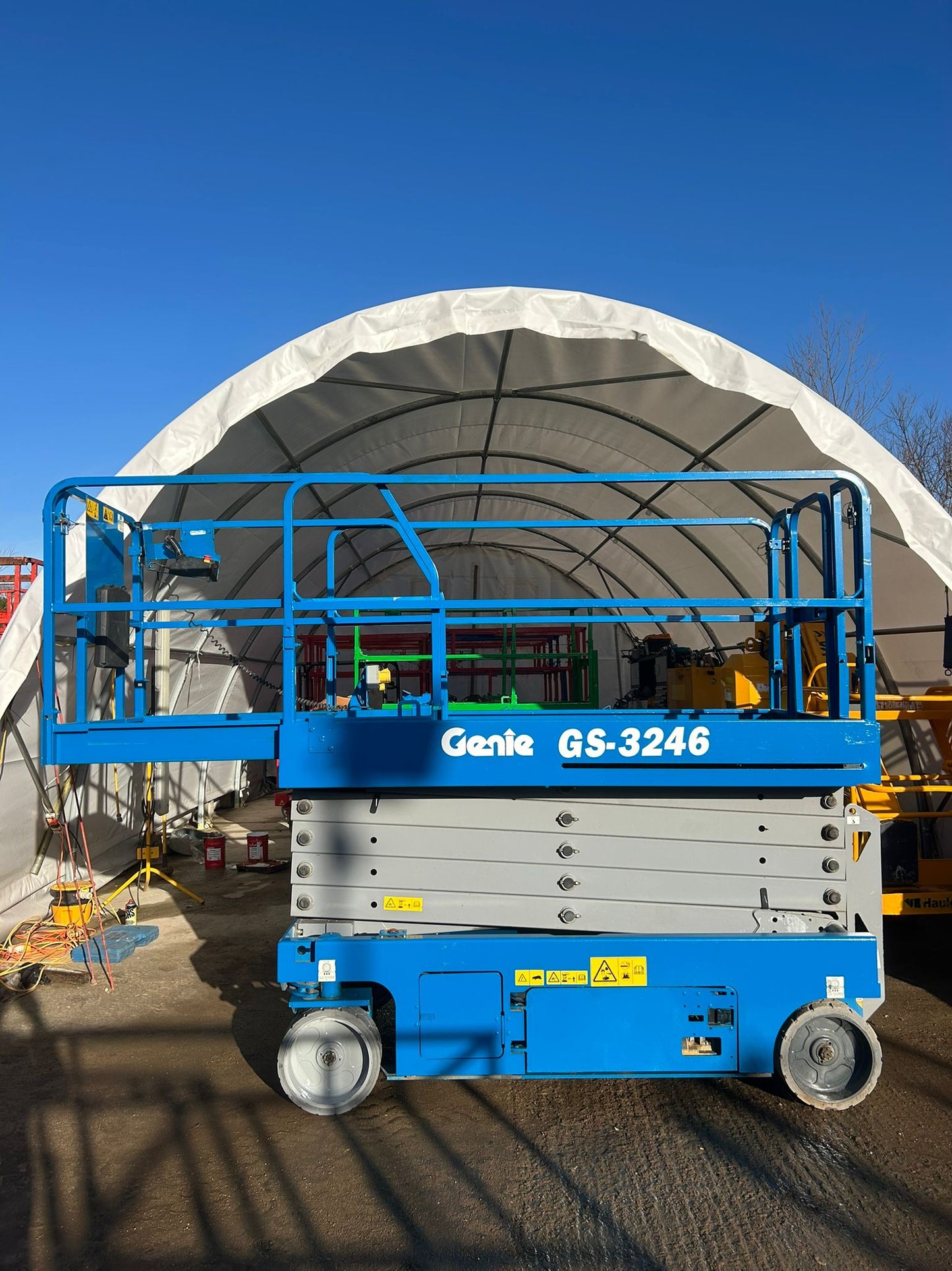 2017 Genie 3246 Scissor Lift Access Platform (Skyjack 4632, JLG)
