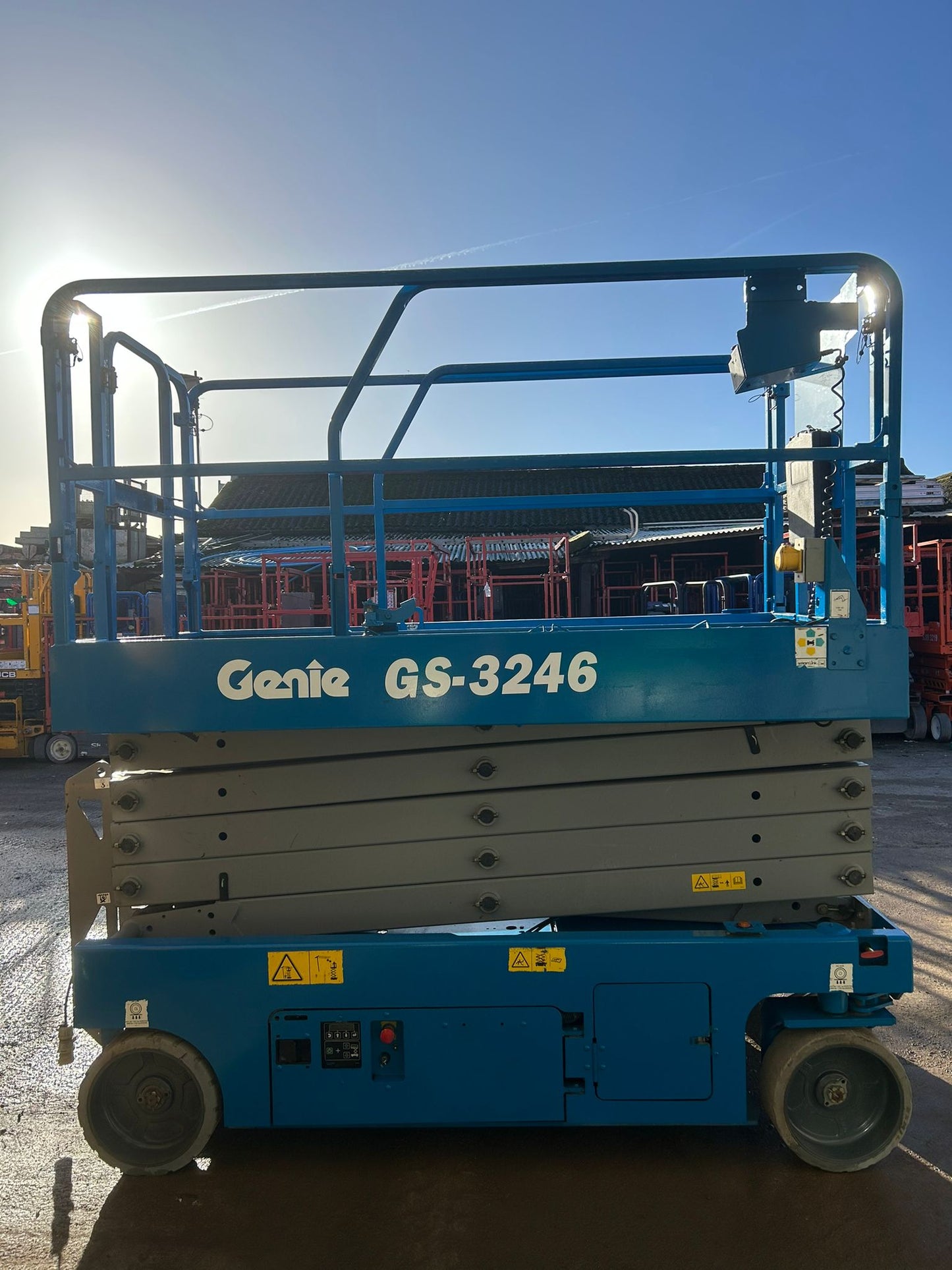 2017 Genie 3246 Scissor Lift Access Platform (Skyjack 4632, JLG)