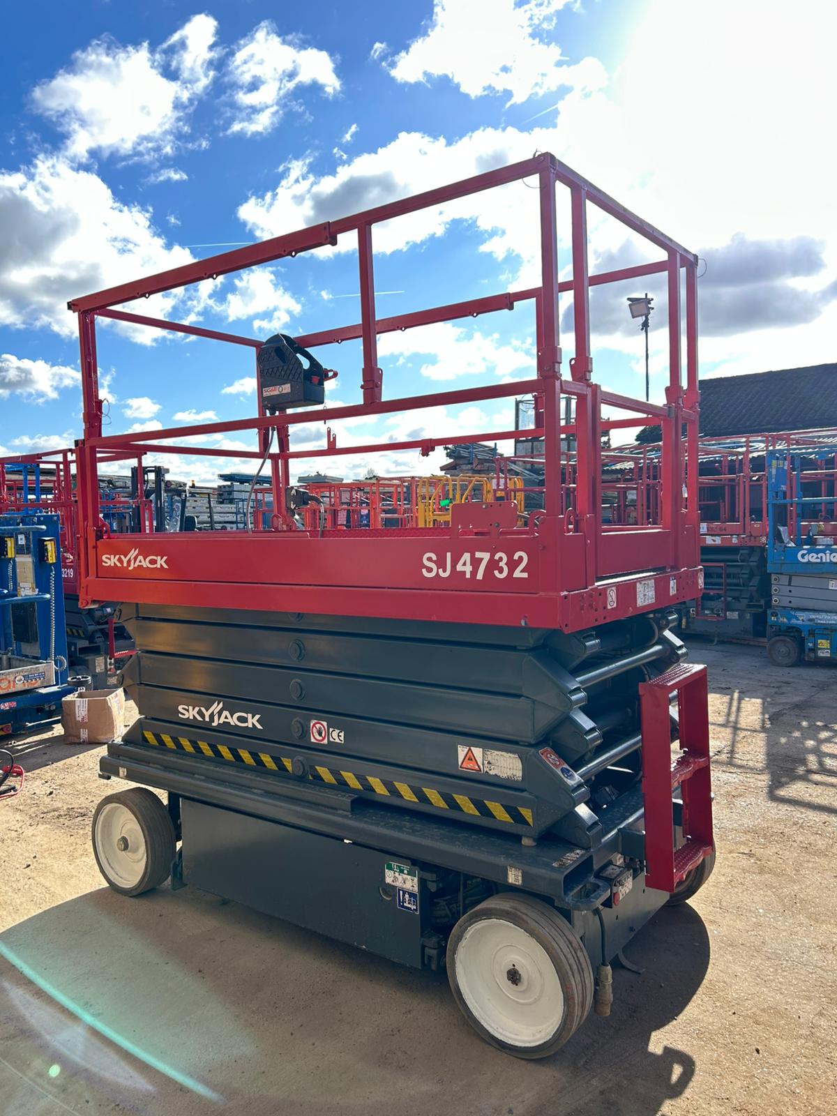 2020 Skyjack SJ4732 Scissor Lift Access Platform ( Genie, JLG) MEWP