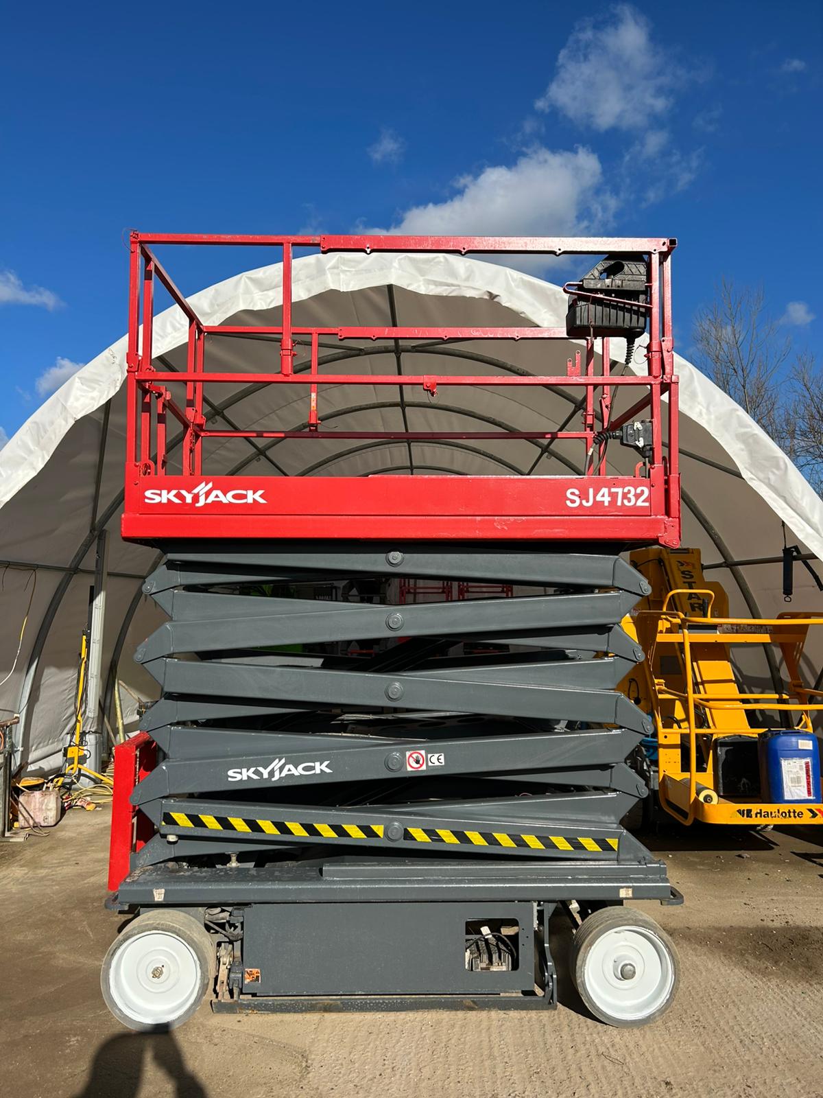 2020 Skyjack SJ4732 Scissor Lift Access Platform ( Genie, JLG) MEWP