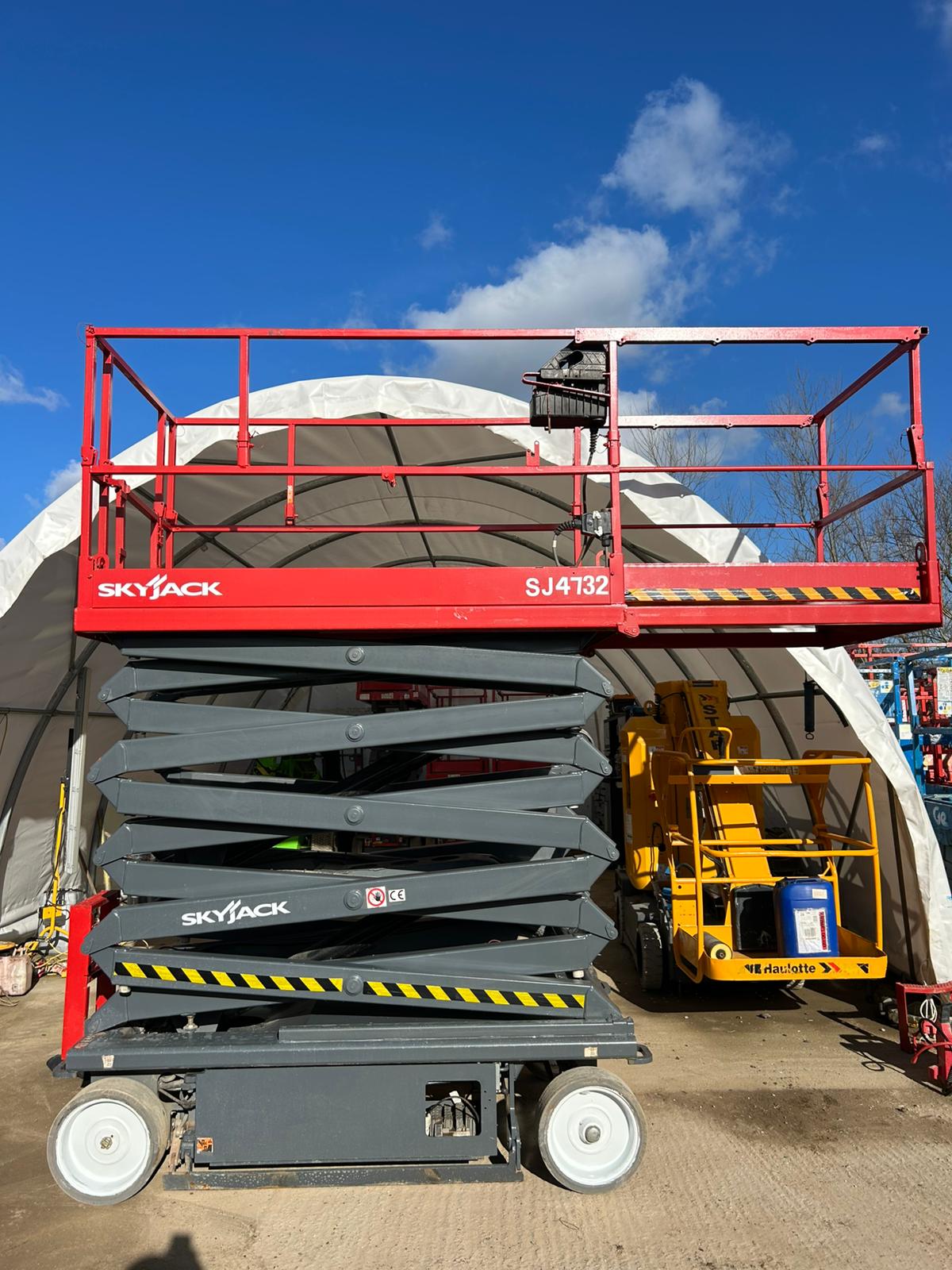 2020 Skyjack SJ4732 Scissor Lift Access Platform ( Genie, JLG) MEWP