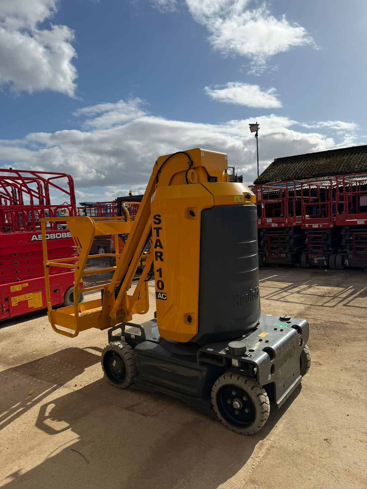 2021 Haulotte STAR 10 Scissor lift access platform boom lift
