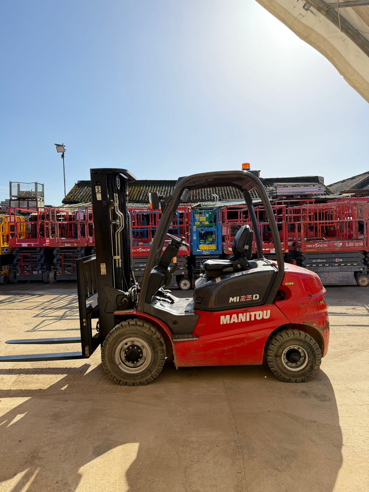 2020 Manitou MI25D Diesel Forklift Triple Mast Counterbalance Forklift Truck