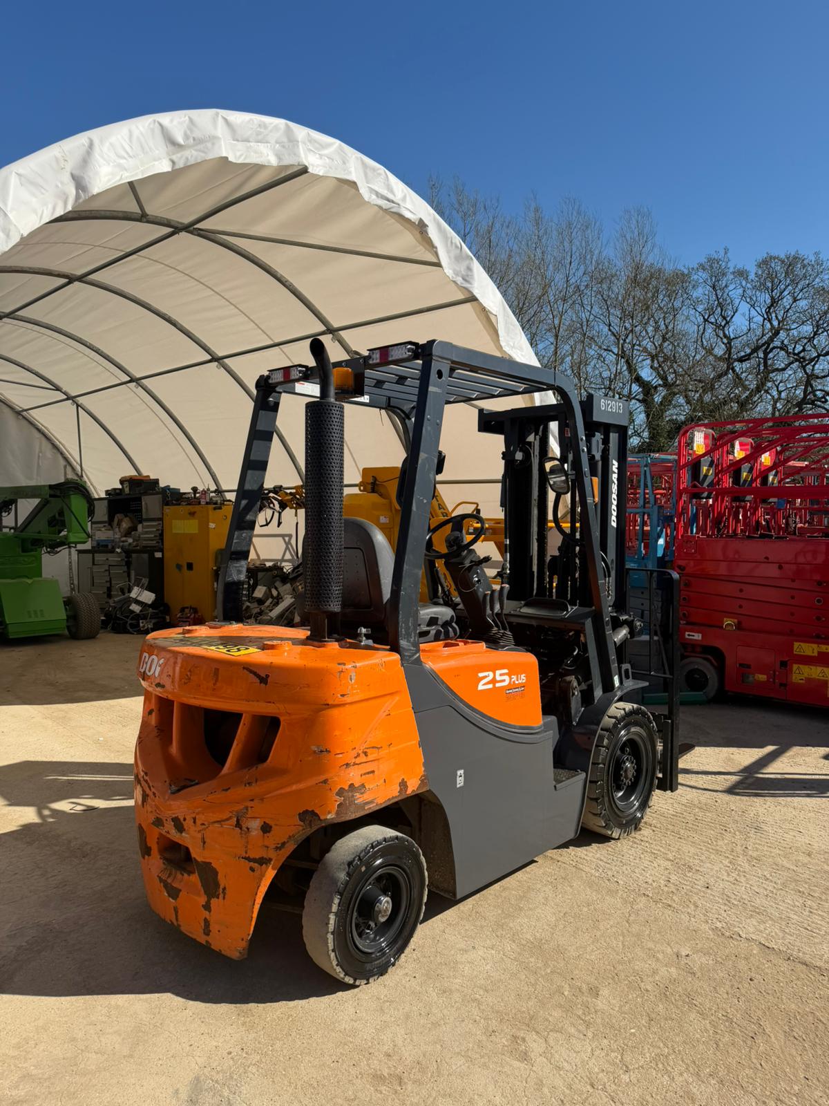 2020 Doosan D25GP Diesel Forklift Triple Mast Counterbalance (Toyota, Hyster, Linde)