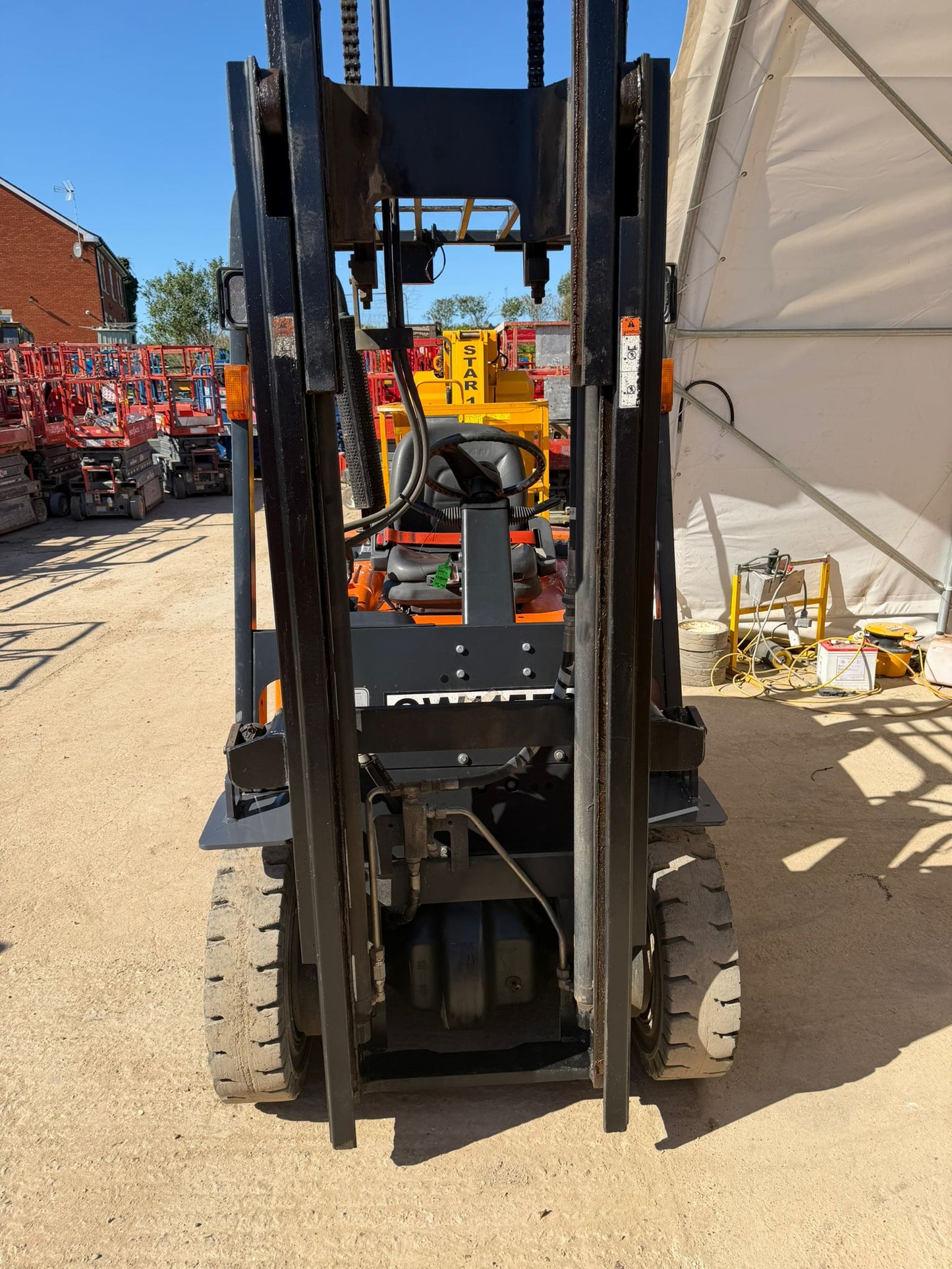 2020 1517h Doosan D25GP Diesel Forklift Triple Mast Counterbalance (Toyota, Hyster, Linde)