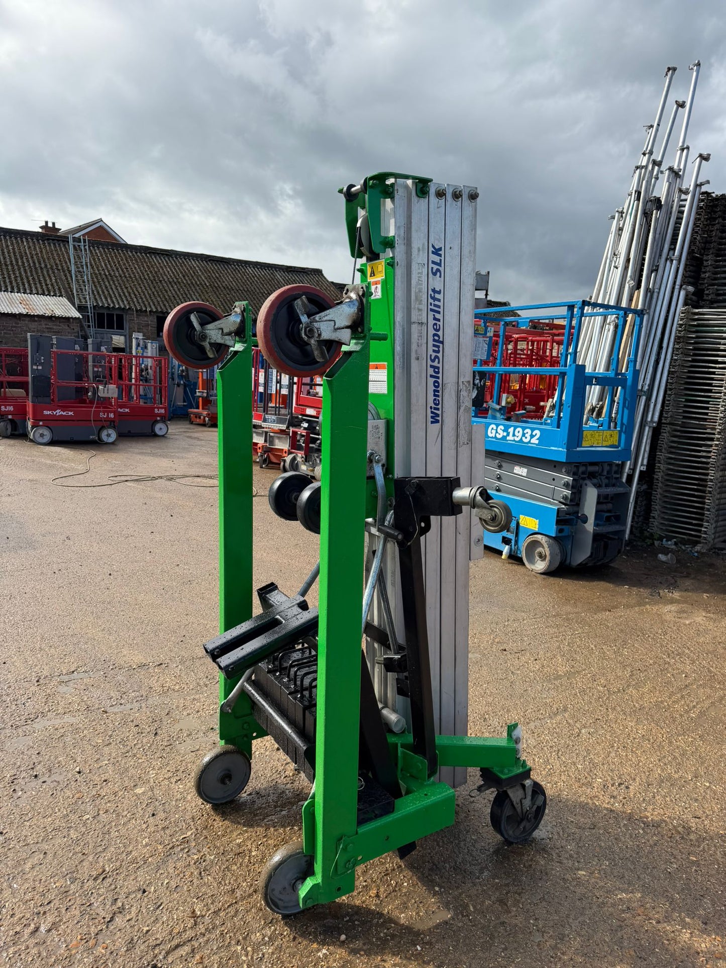 2016 Genie SLK20 Counter Balance Superlift Material Lift