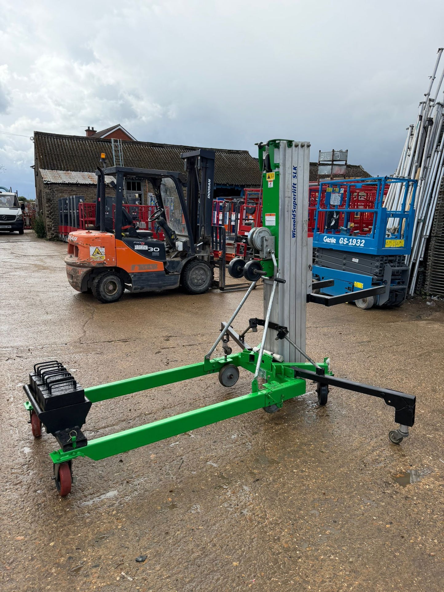 2016 Genie SLK20 Counter Balance Superlift Material Lift