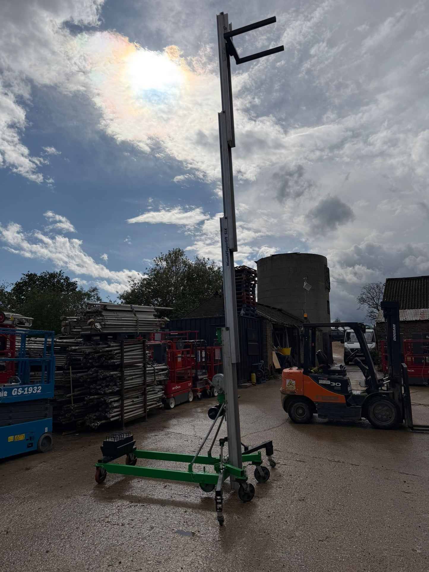 2016 Genie SLK20 Counter Balance Superlift Material Lift