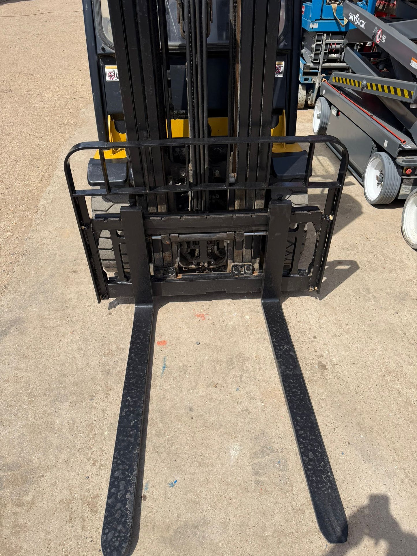 2015 Yale GDP35VX Forklift