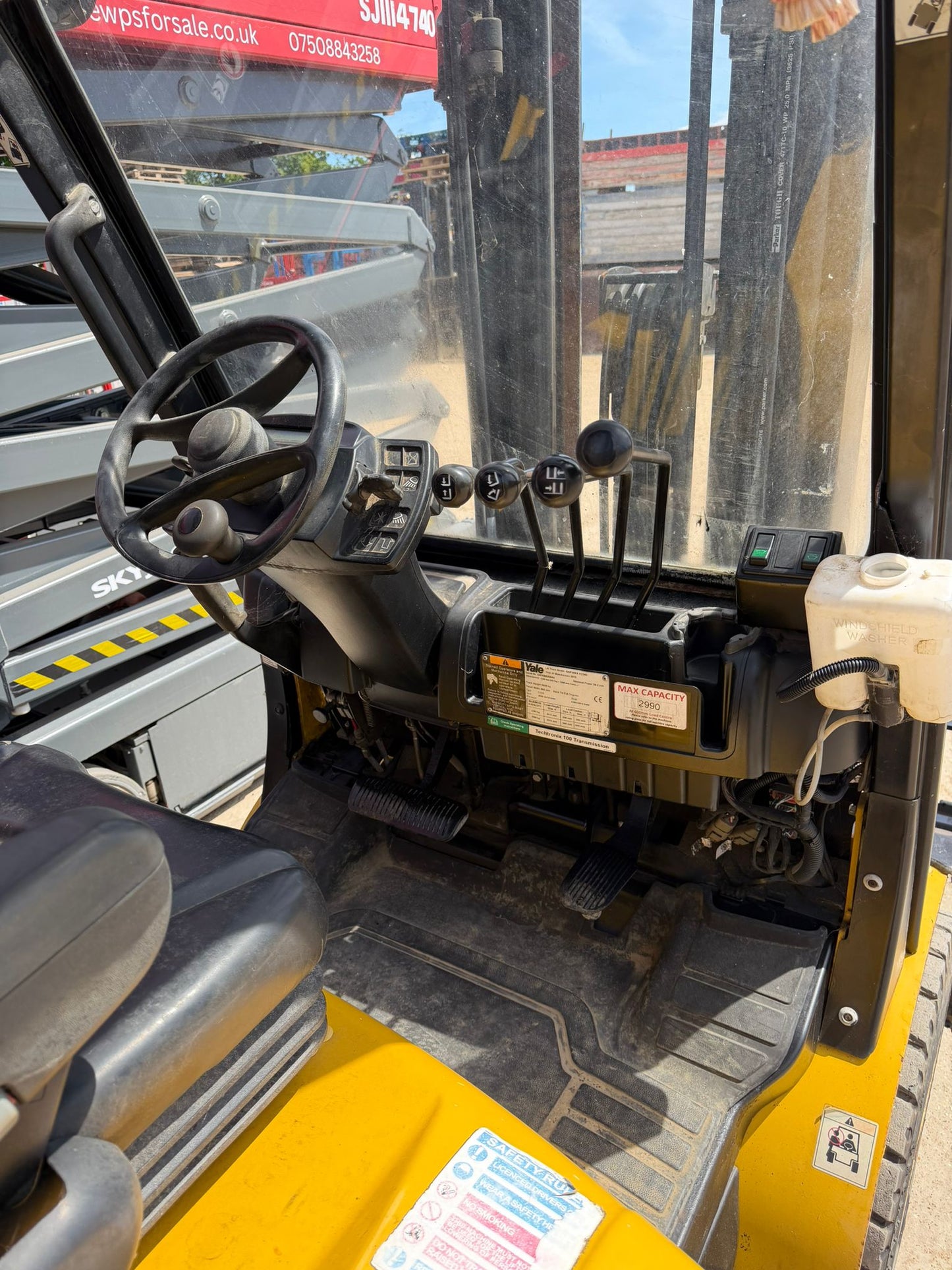 2015 Yale GDP35VX Forklift