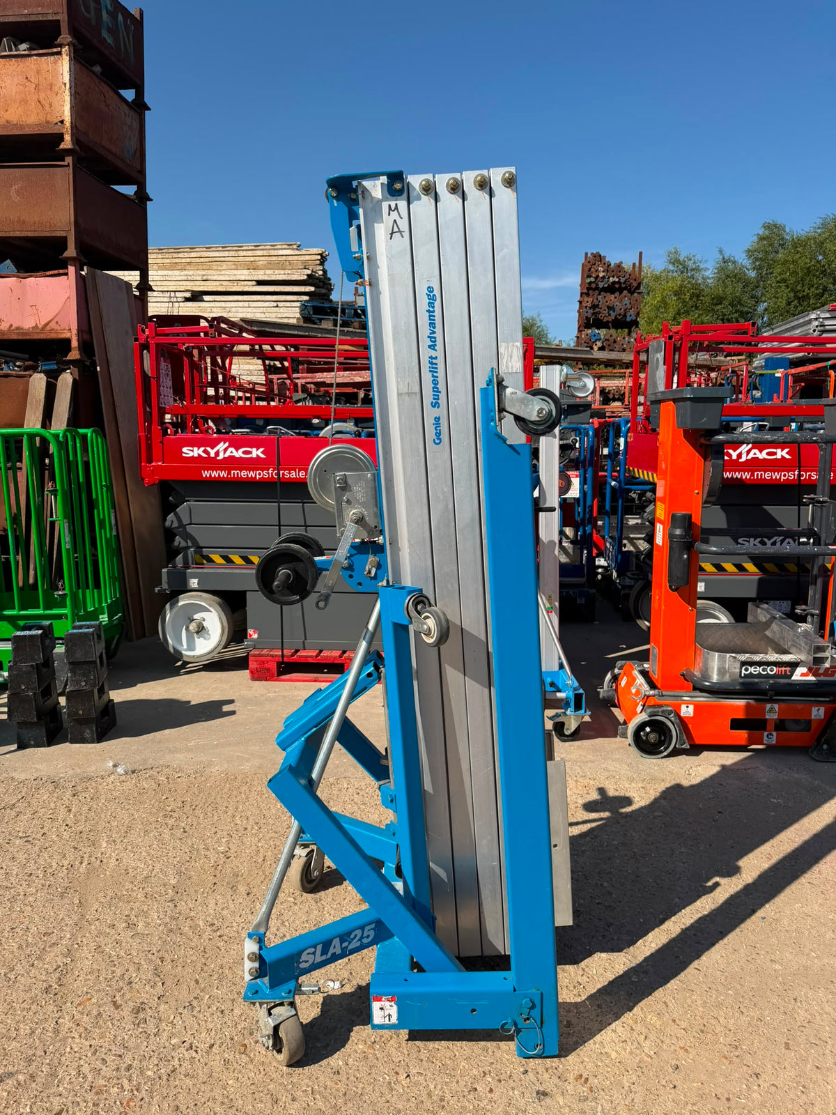 2022 Genie SLA25 material lift ner LOLER, RSJ Beam Lifter