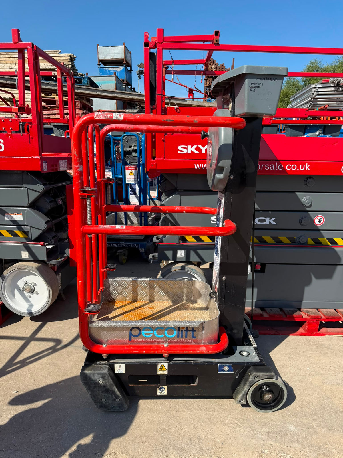 2019 Peco Lift Power Tower Scissor lift (JLG, Genie, Skyjack, Snorkel, JCB)