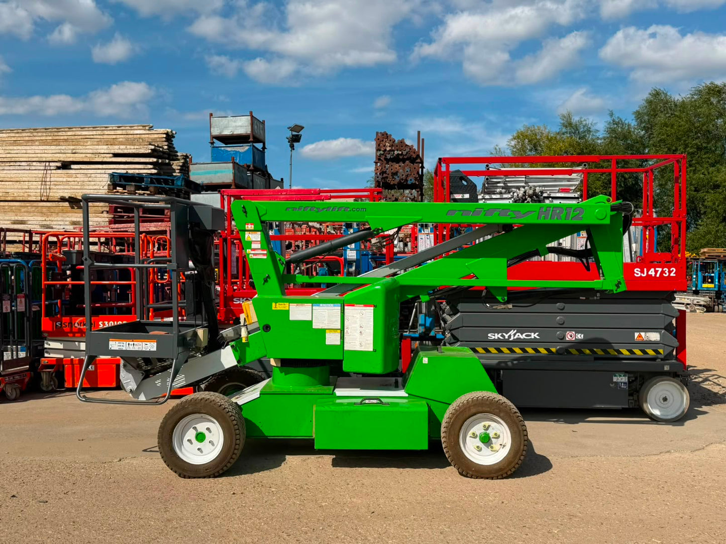 2013 Nifty HR12 with New Engine Boom Lift Access Platform (Skyjack, Genie)